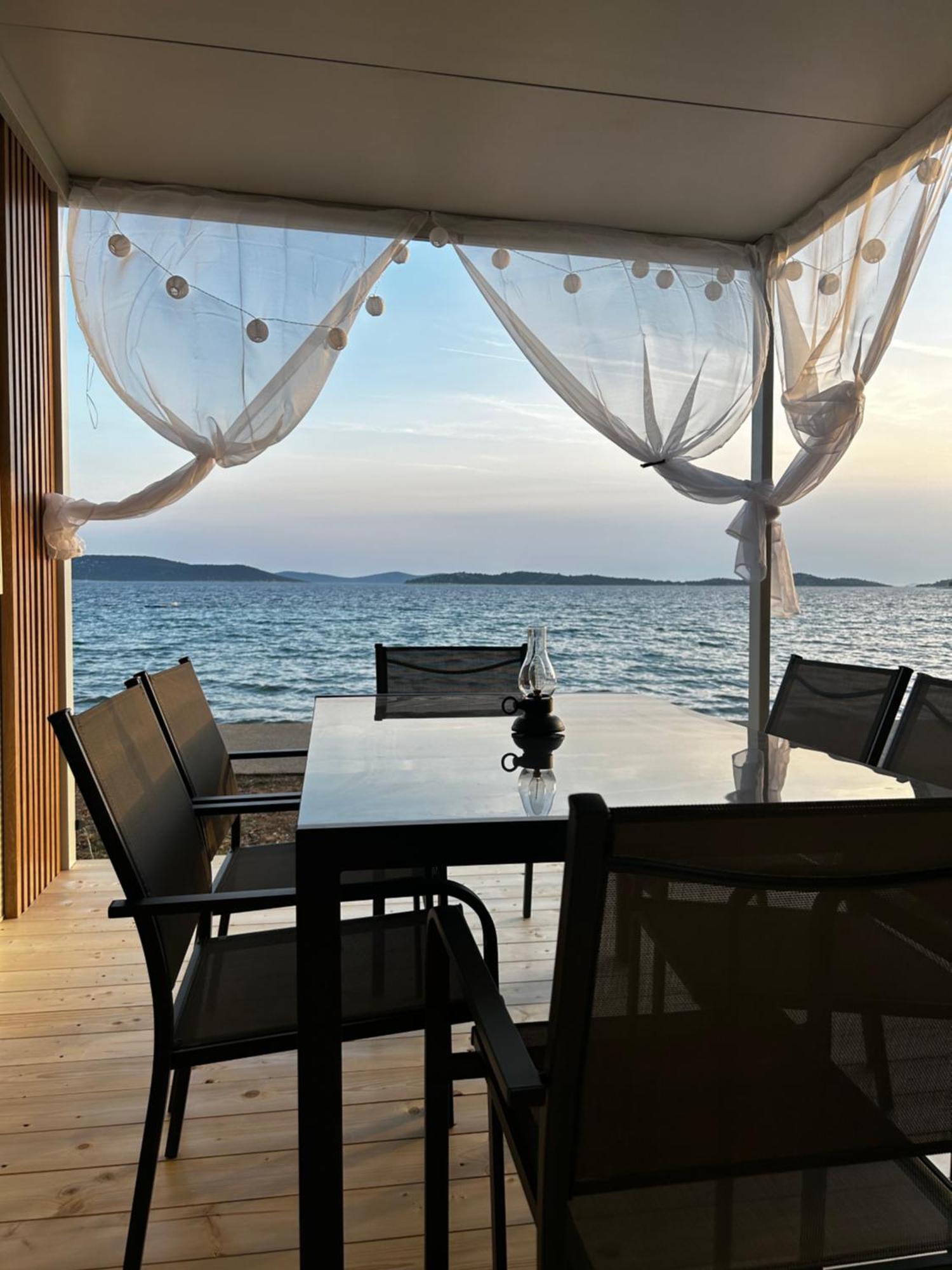 Apartma Kiara *